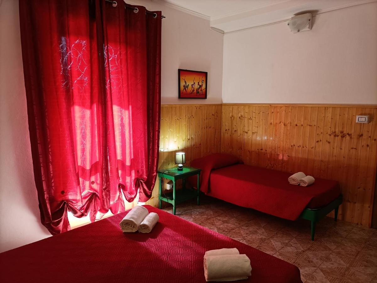 Mony'S Island B&B Alghero Exteriör bild
