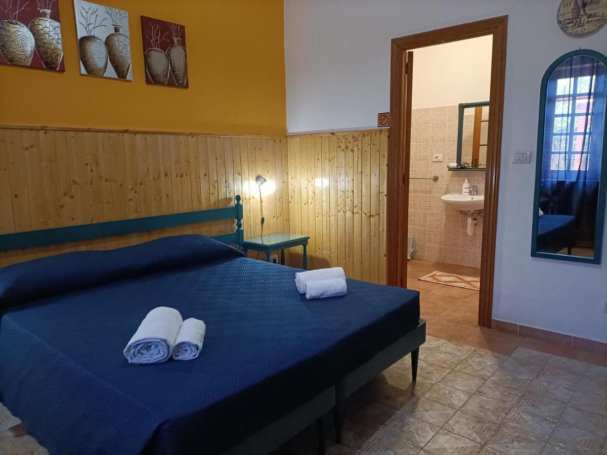 Mony'S Island B&B Alghero Exteriör bild